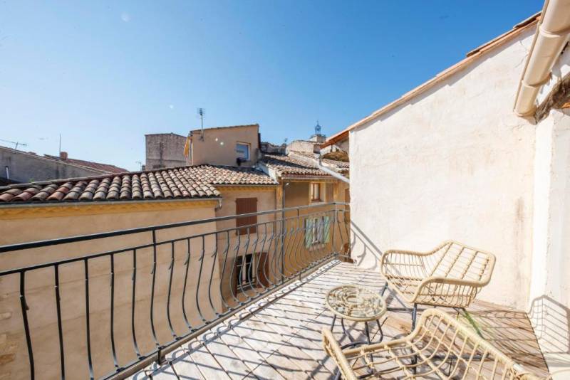 Loft moderne et lumineux refait à neuf situé en plein centre de Manosque