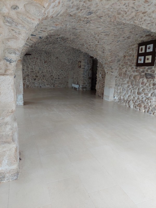 Entretenir et traiter vos sols nobles (tomette, travertin, pierres naturelles, marbre) à Manosque et le 04