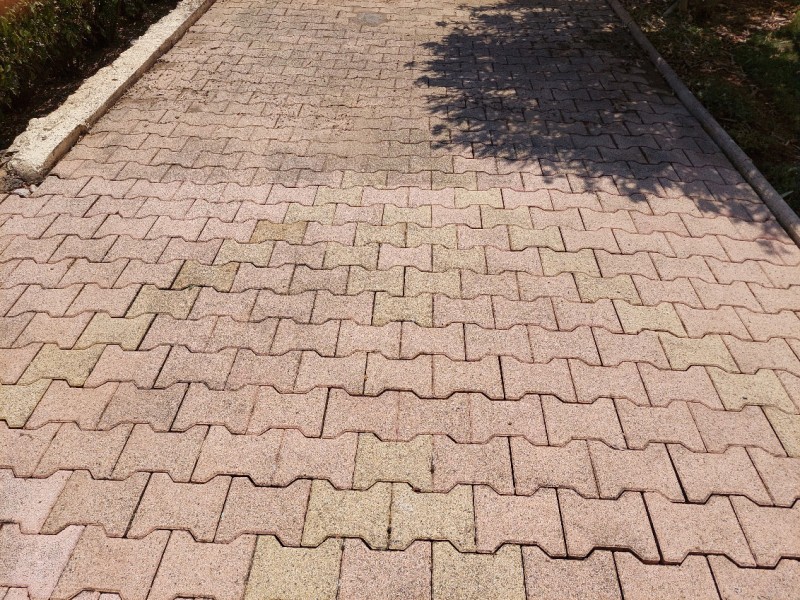 Nettoyage de terrasses (béton, carrelage, pierre naturelle, dalle, pavé) à Manosque et alentours